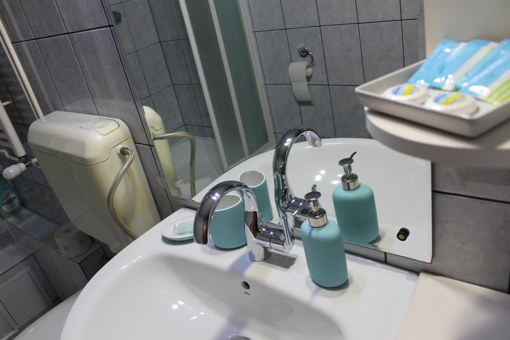 News Apartment بوخارست المظهر الخارجي الصورة